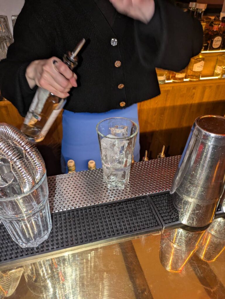 Mezcal Cola: Schritt 2