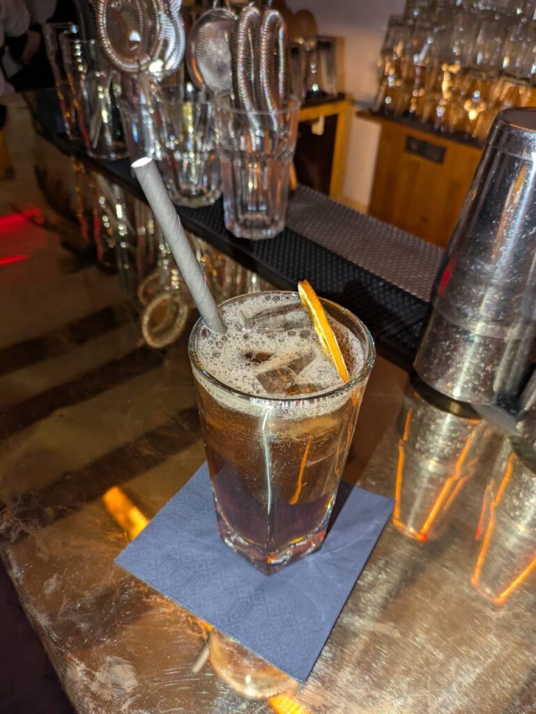 Mezcal Cola: Schritt 4